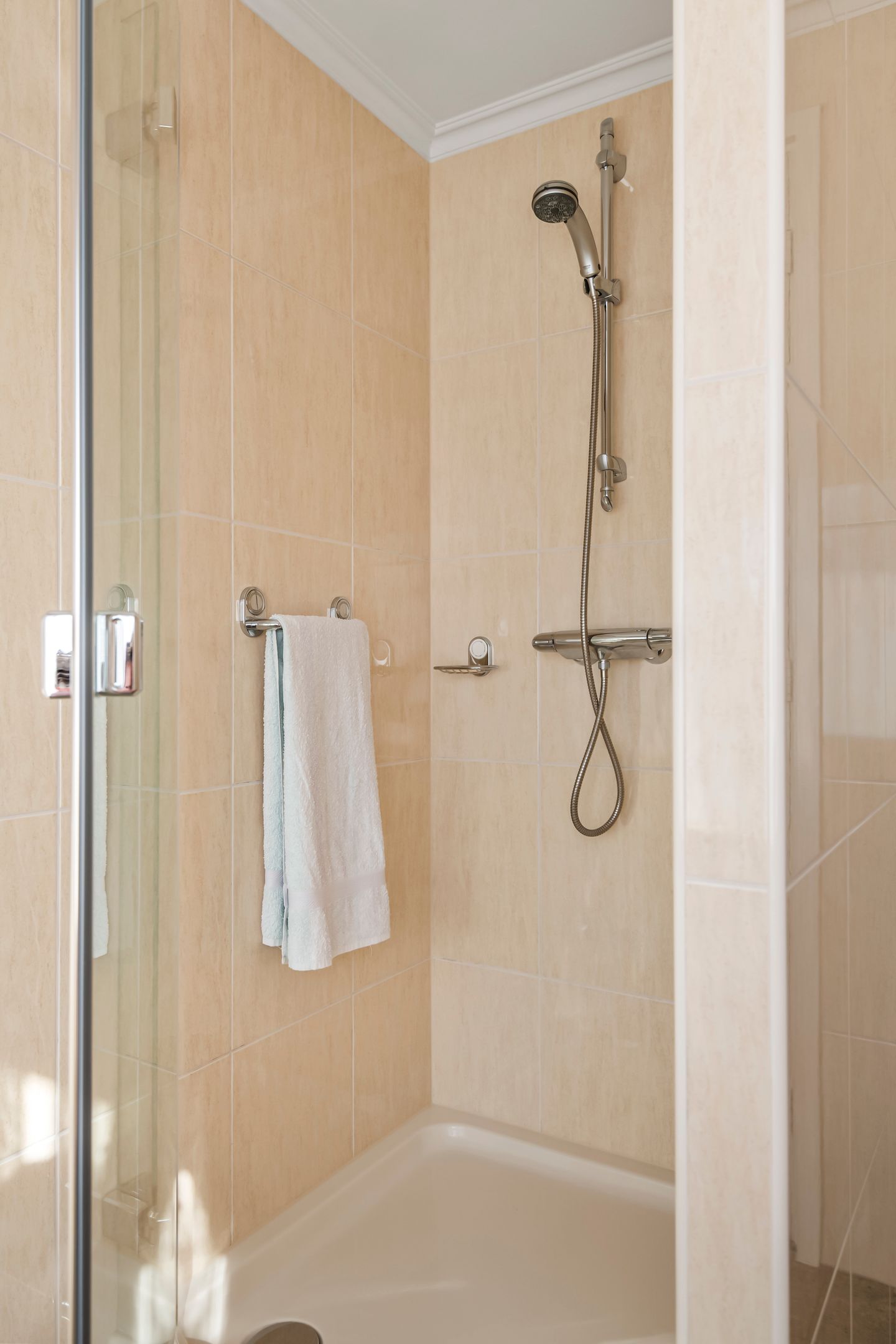 Foto 19 van Florastraat 38