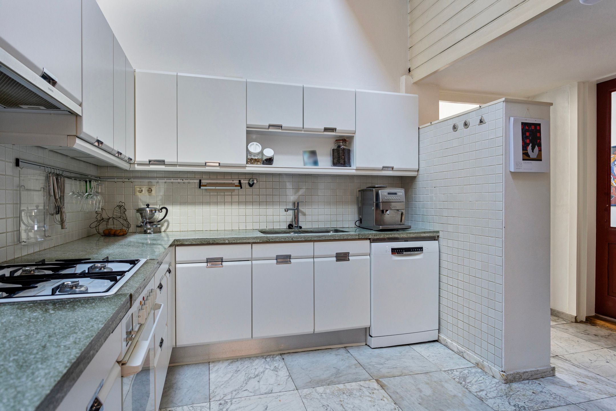 Monumental Townhouse with 6 Bedrooms in Historic Oudewater Center — 21