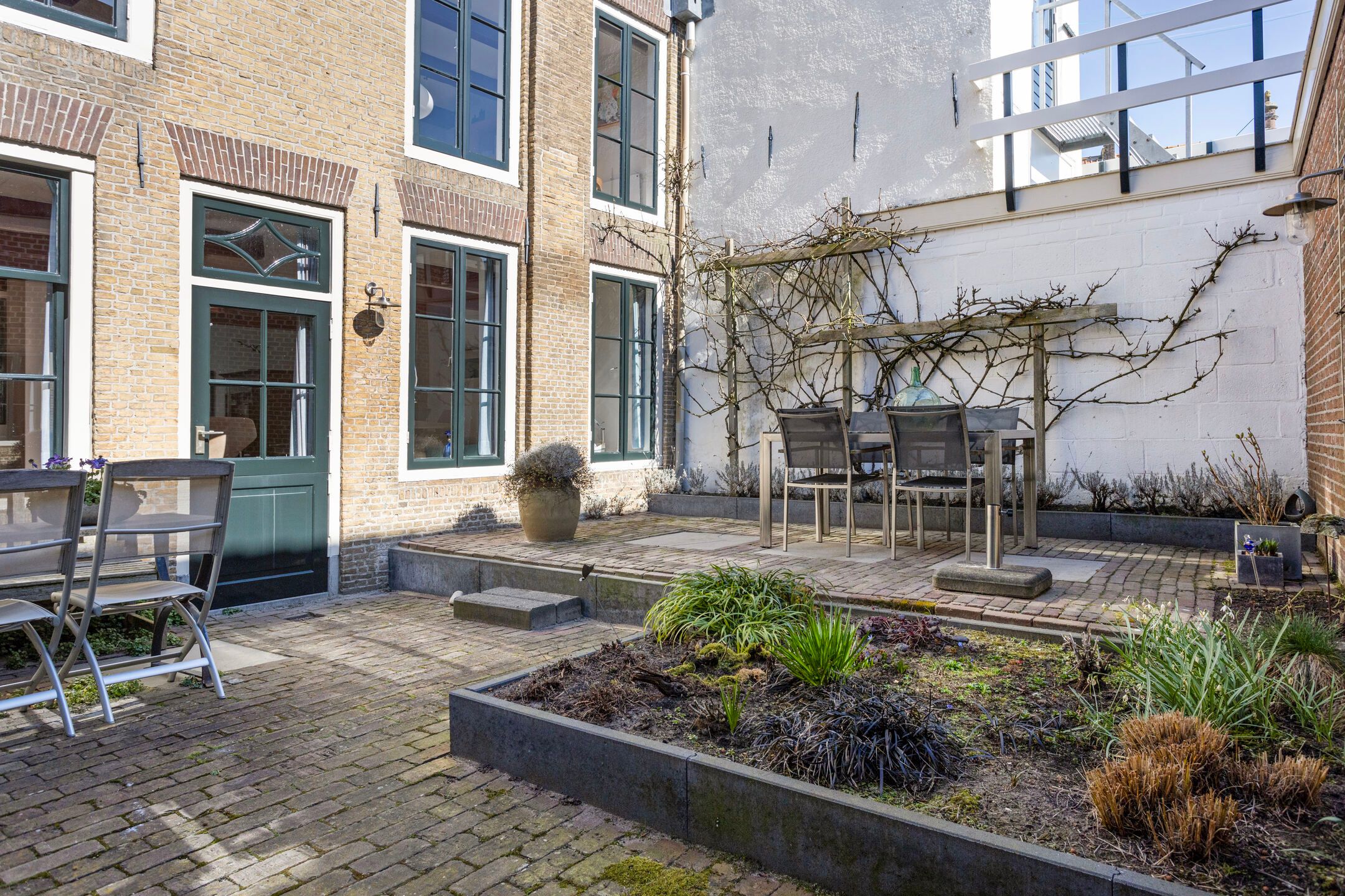 Monumental Townhouse with 6 Bedrooms in Historic Oudewater Center — 18