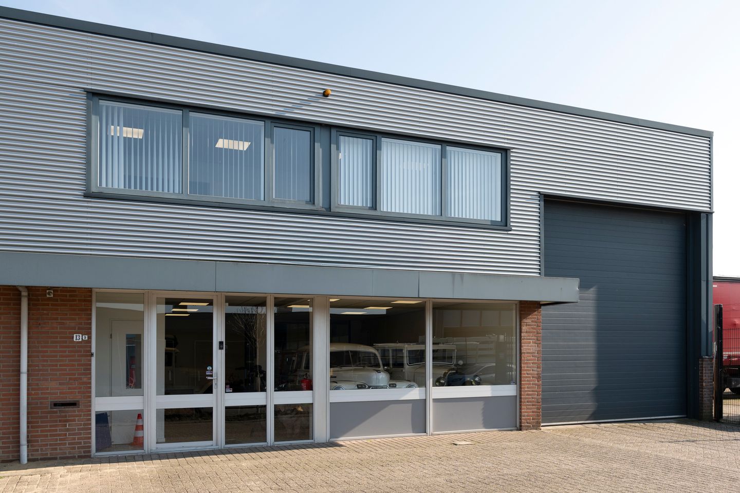 Bekijk foto 2 van Generatorstraat 13-D