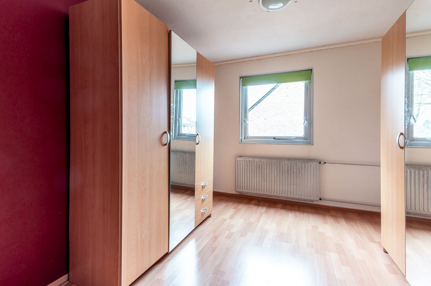 Well-maintained family home with four bedrooms and southwest-facing garden in green Boswijk — 19