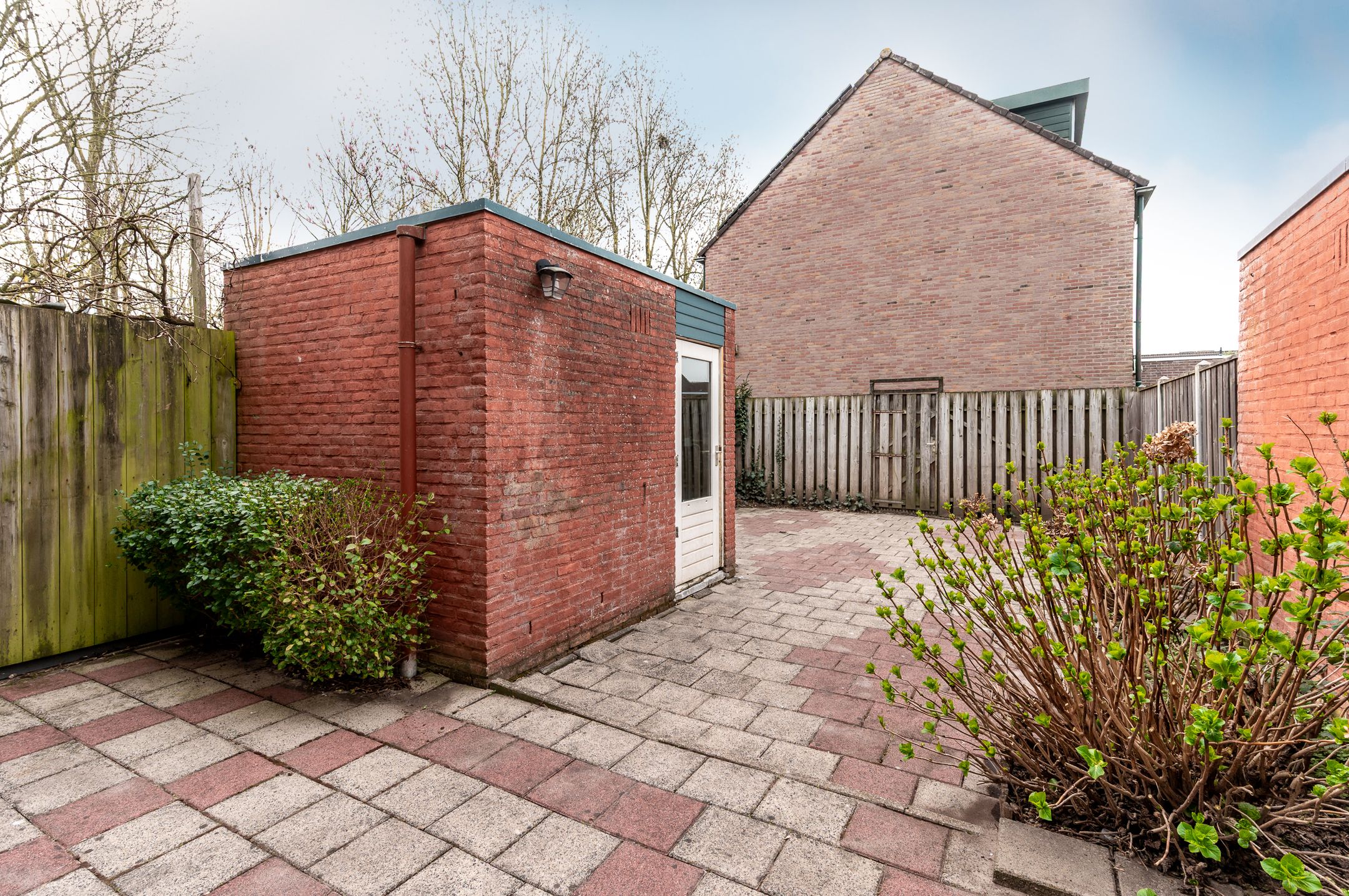 Well-maintained family home with four bedrooms and southwest-facing garden in green Boswijk — 26