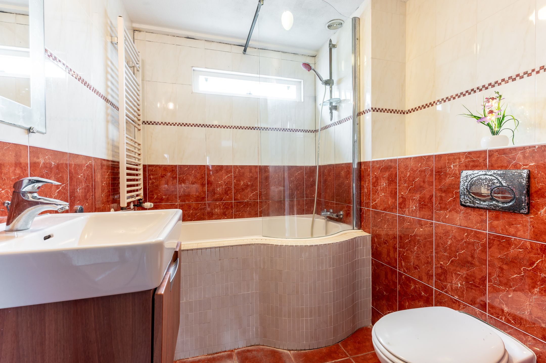 Well-maintained family home with four bedrooms and southwest-facing garden in green Boswijk — 17