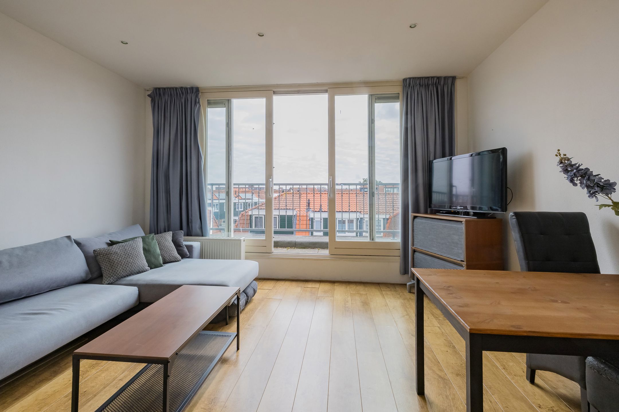 Foto 42 van De Ruyterstraat 160