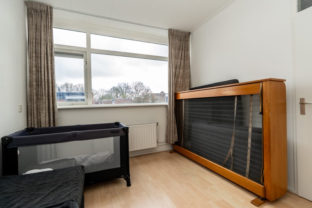 Comfortable semi-detached home with garage and south-facing garden in Veendam — 27