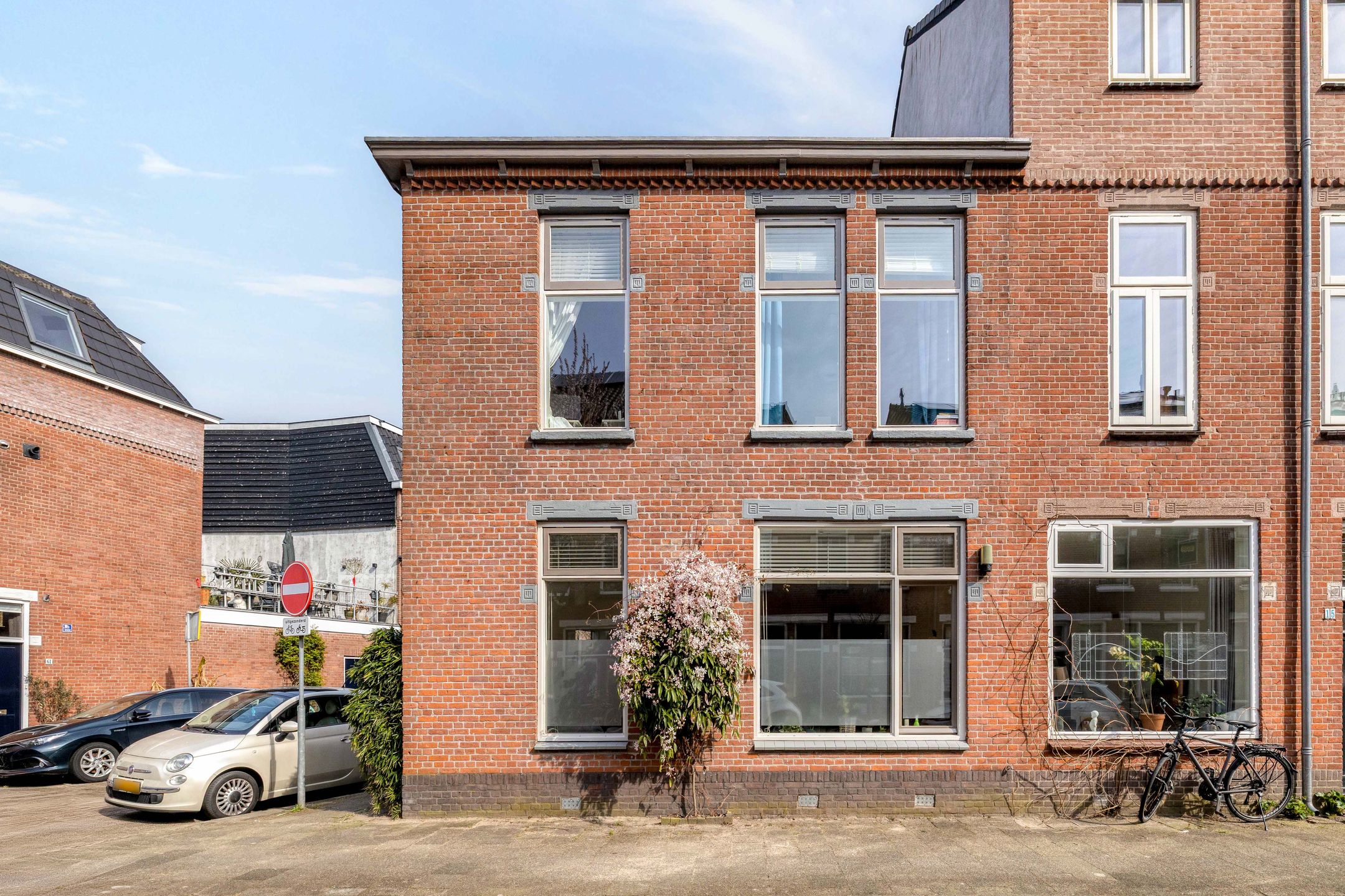 Photo 6 of Van Imhoffstraat 12