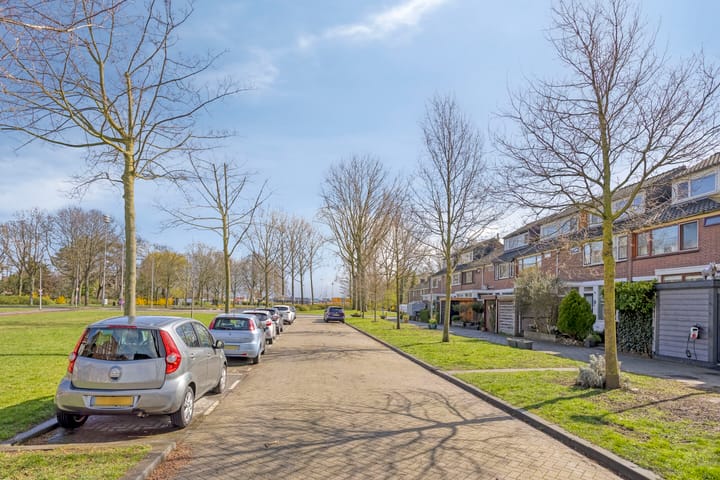 Photo 4 of Elimstraat 2