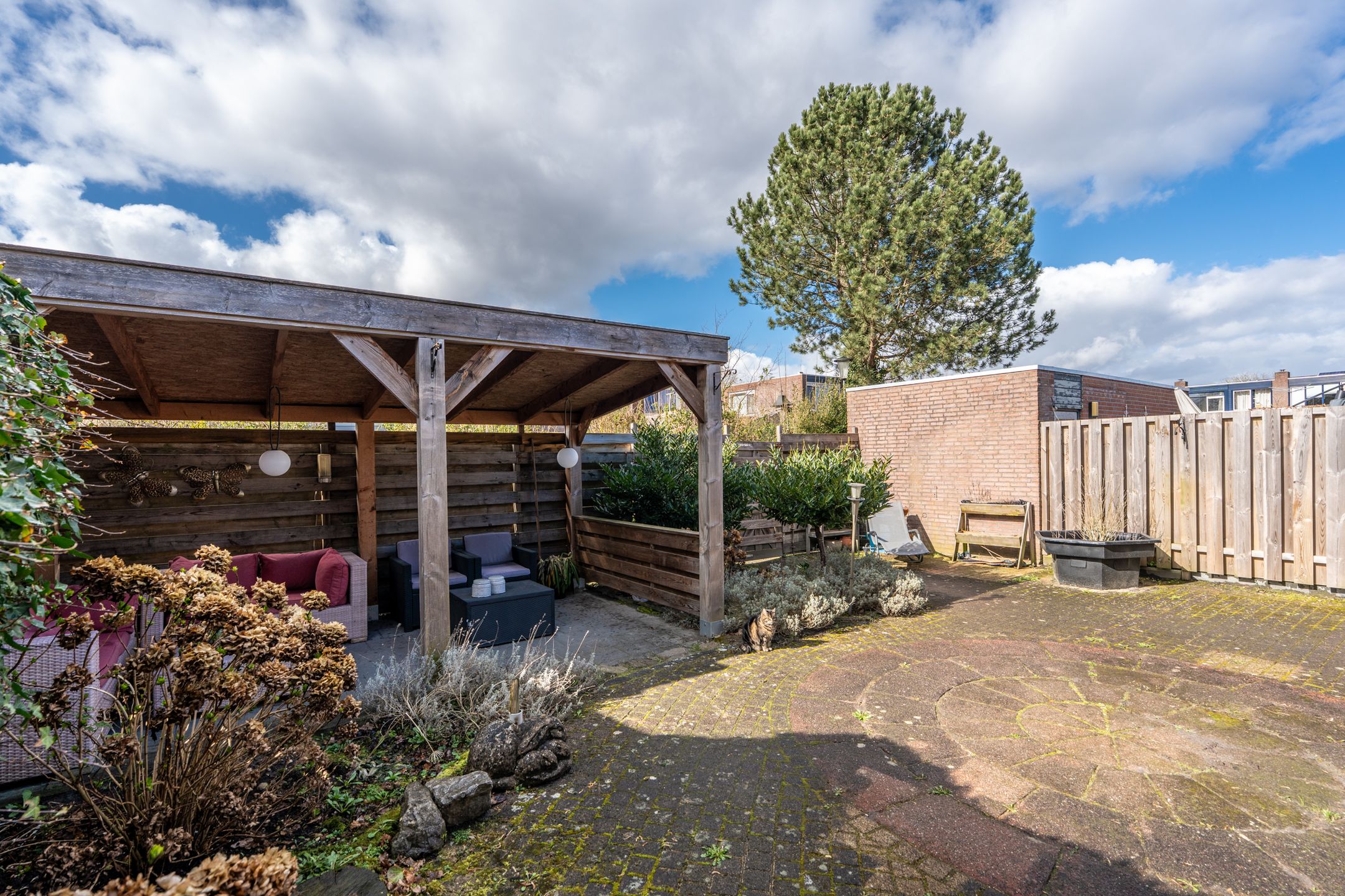 Comfortable semi-detached home with garage and south-facing garden in Veendam — 32