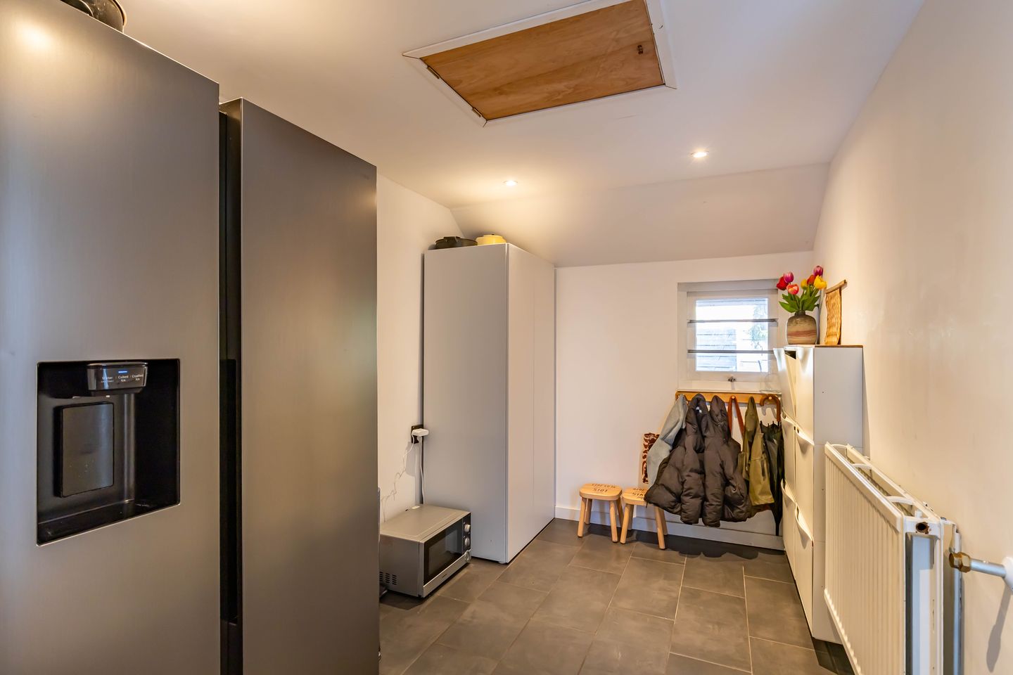 Spacious terraced house with west-facing garden and potential for extra bedrooms — 17