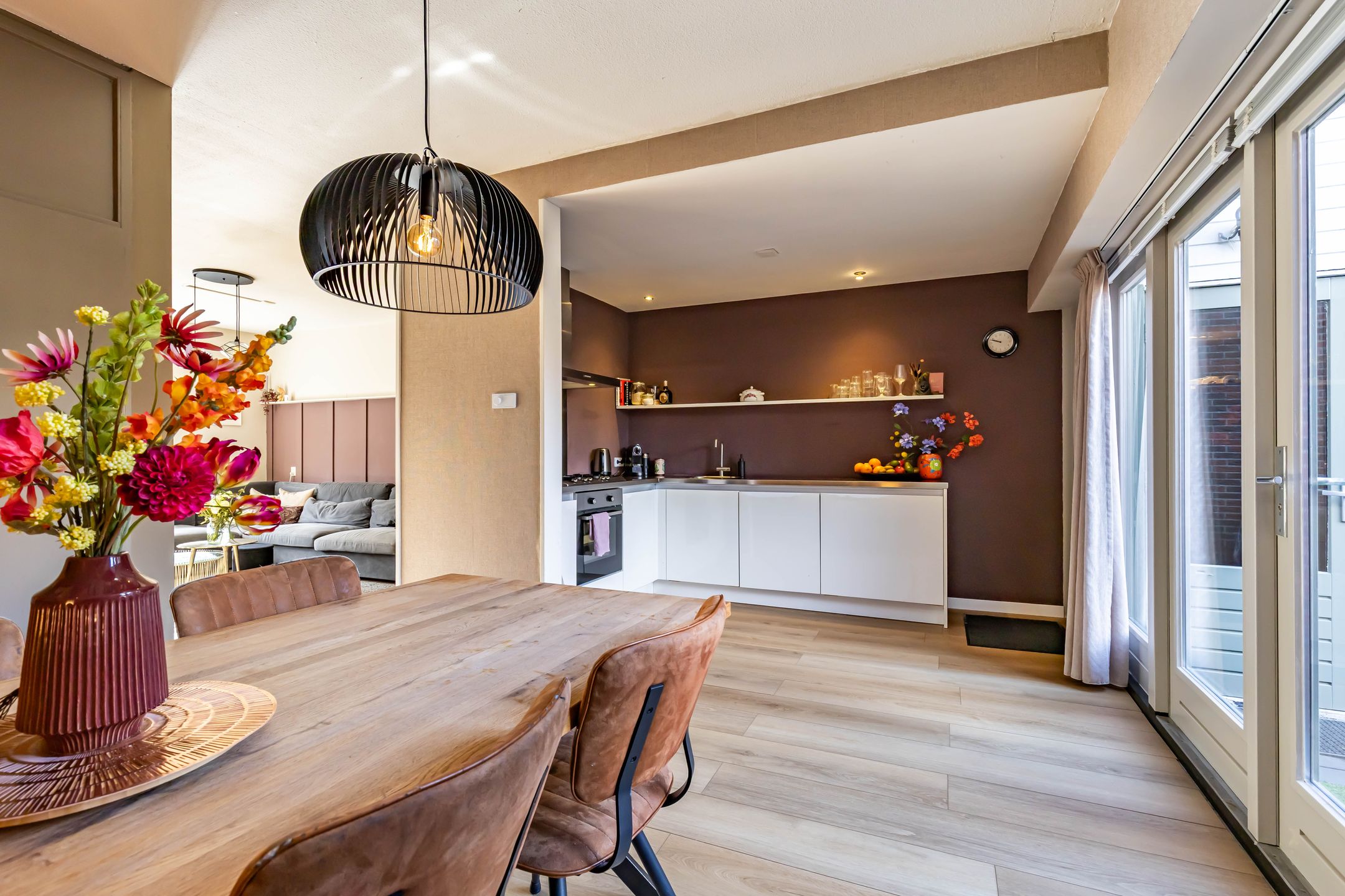 Spacious terraced house with west-facing garden and potential for extra bedrooms — 13