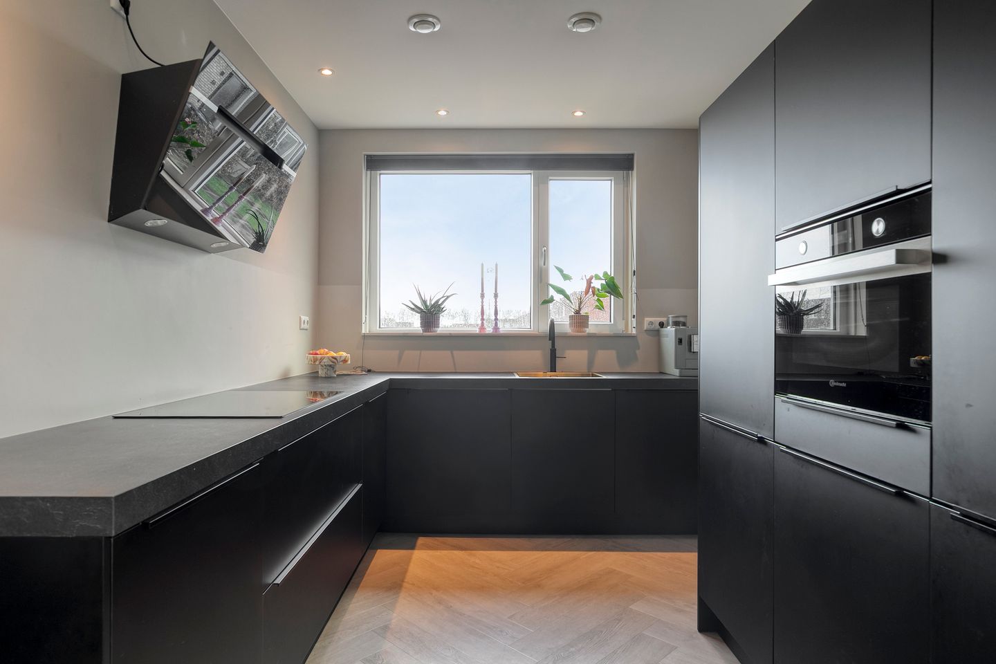 Foto 14 van Laura Bassihof 58