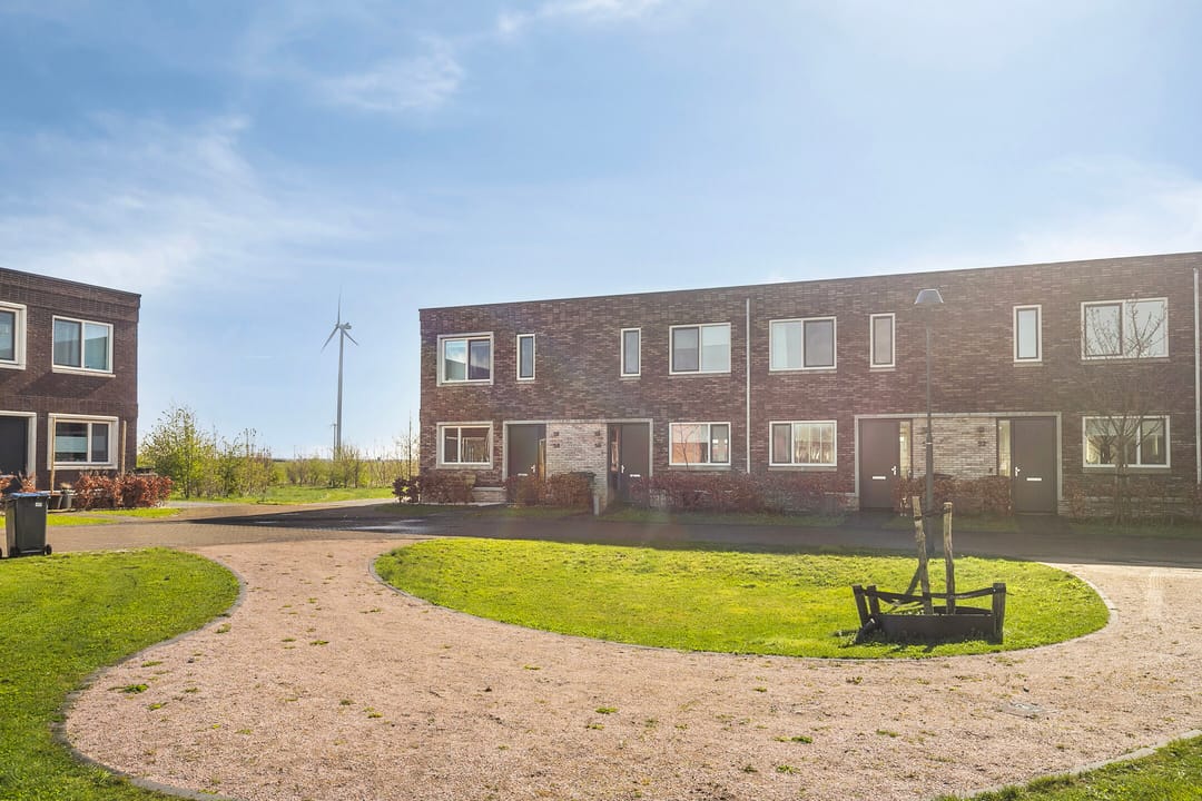 Foto 38 van Laura Bassihof 58