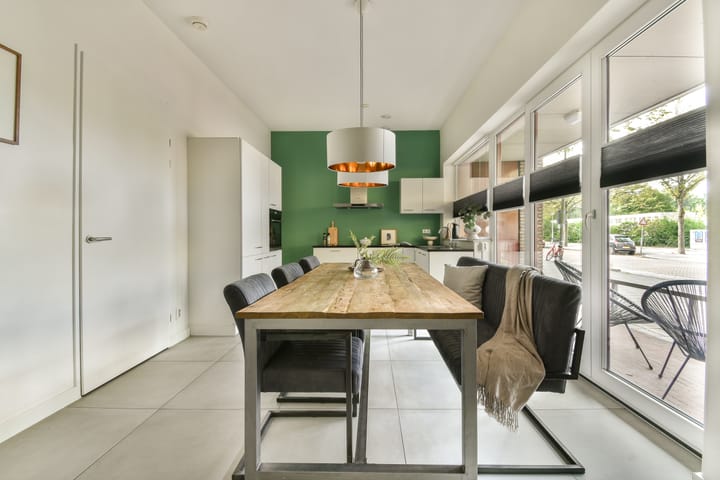 Photo 3 of Jan Tooropstraat 18