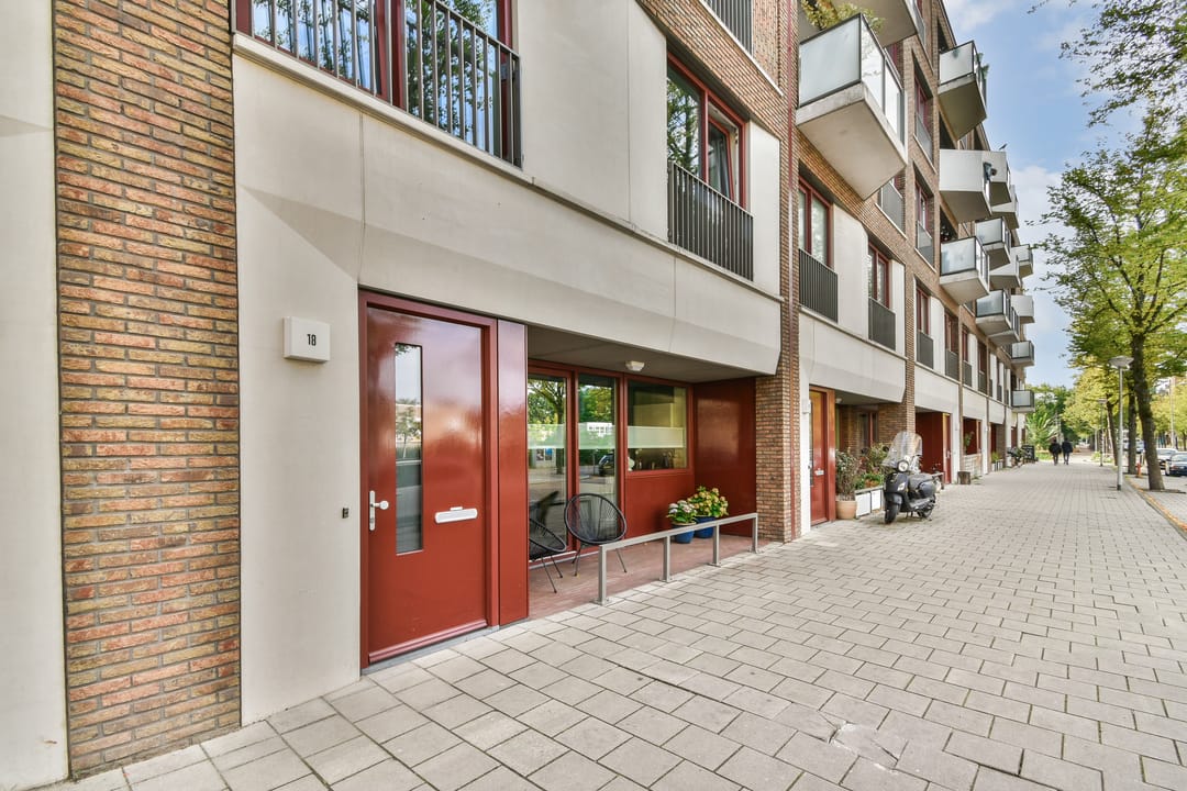 Photo 37 of Jan Tooropstraat 18