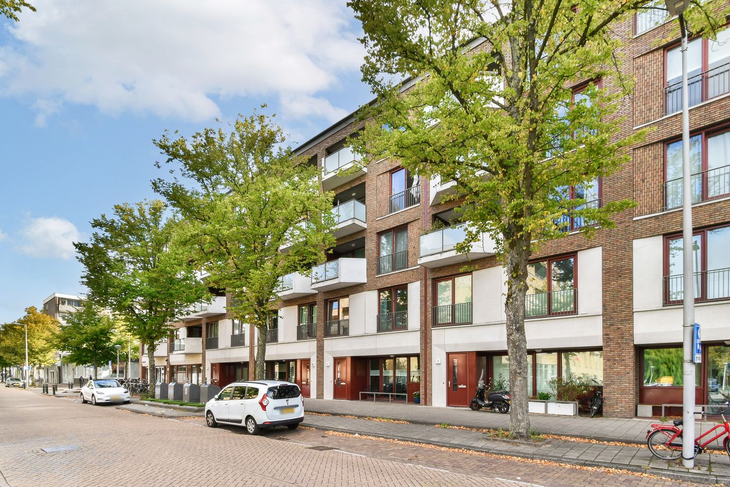 Photo 40 of Jan Tooropstraat 18