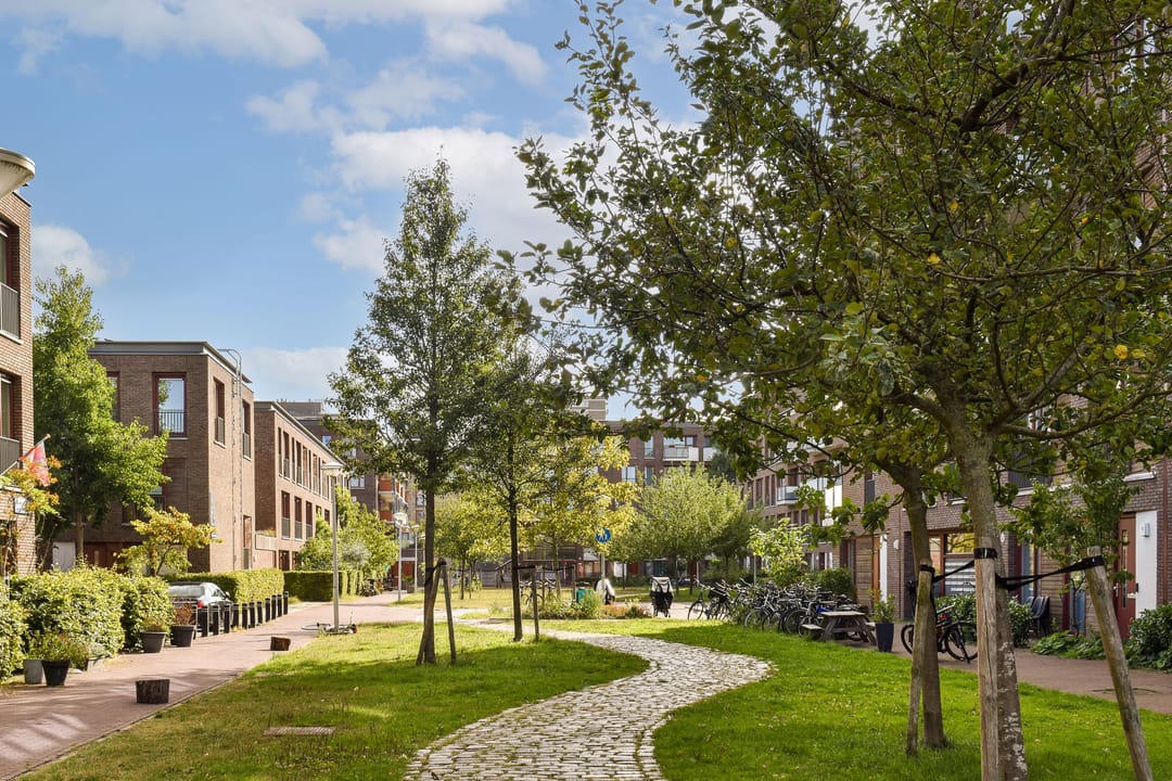 Photo 43 of Jan Tooropstraat 18