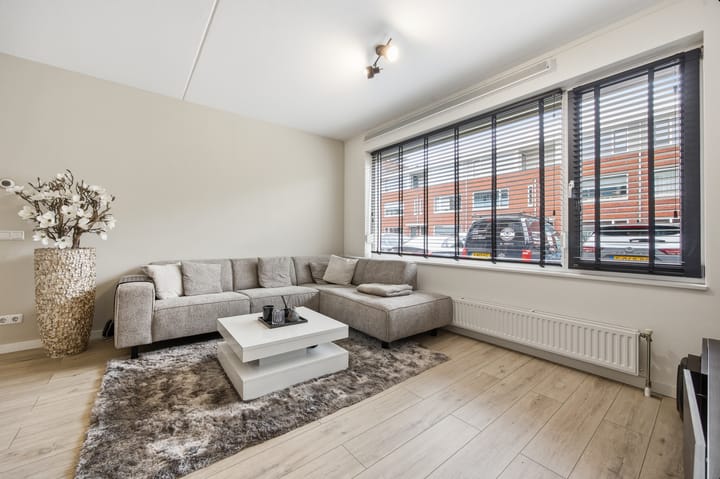 Photo 2 of Harmoniestraat 6-A
