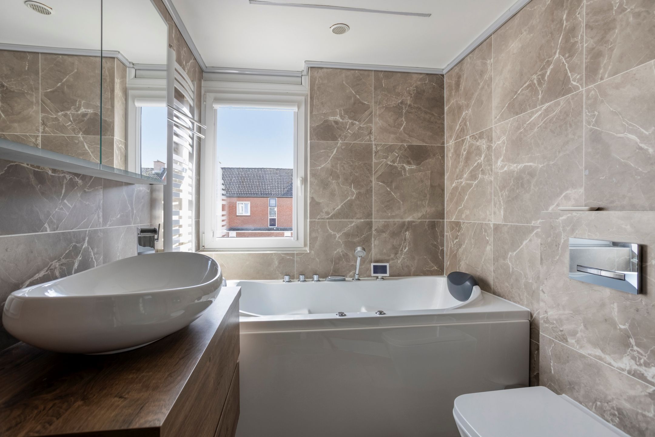 Energy-efficient terraced home with 4 bedrooms in child-friendly Kortendijk neighborhood — 27