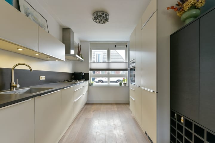 Foto 3 van Anne de Vrieslaan 1