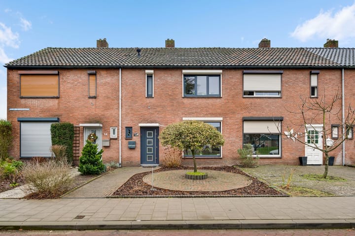 Photo 3 of Anna van Saksenstraat 14