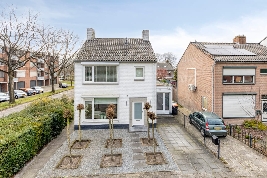 Foto 1 van Schubertlaan 13