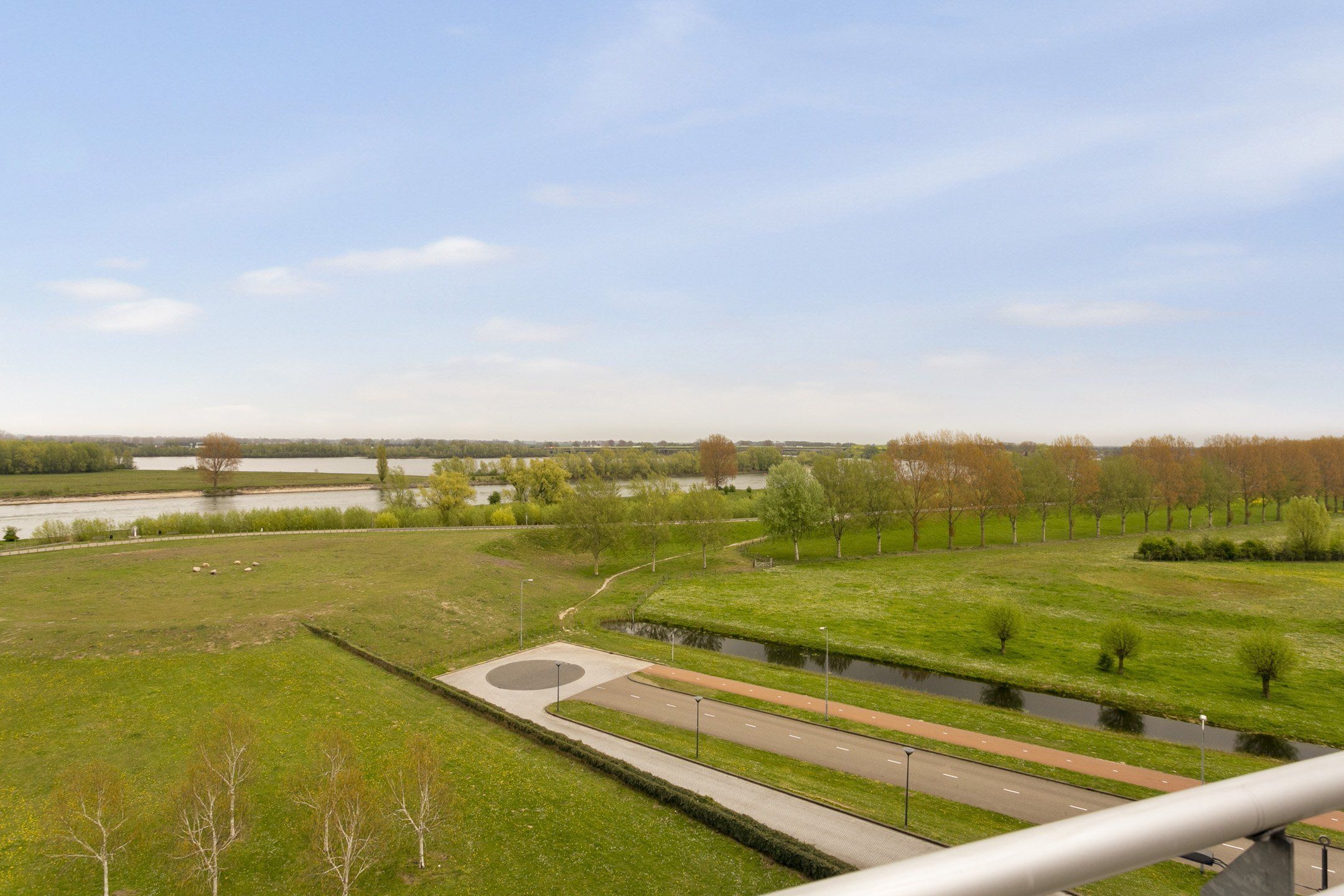 Foto 33 van Schout van Hanswijkplein 82