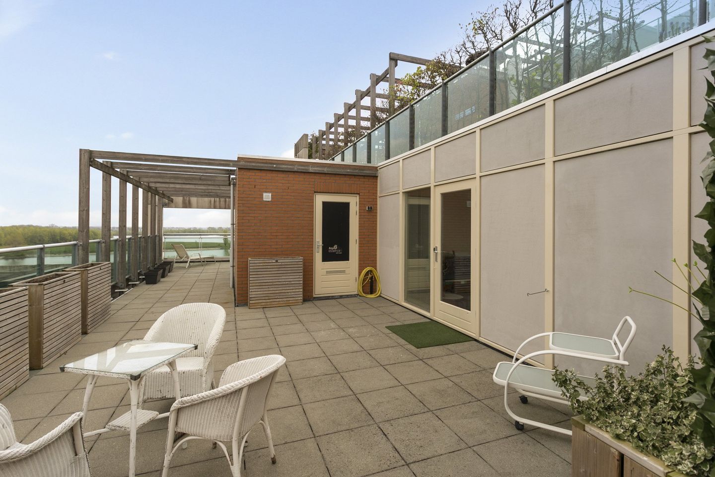 Foto 29 van Schout van Hanswijkplein 82