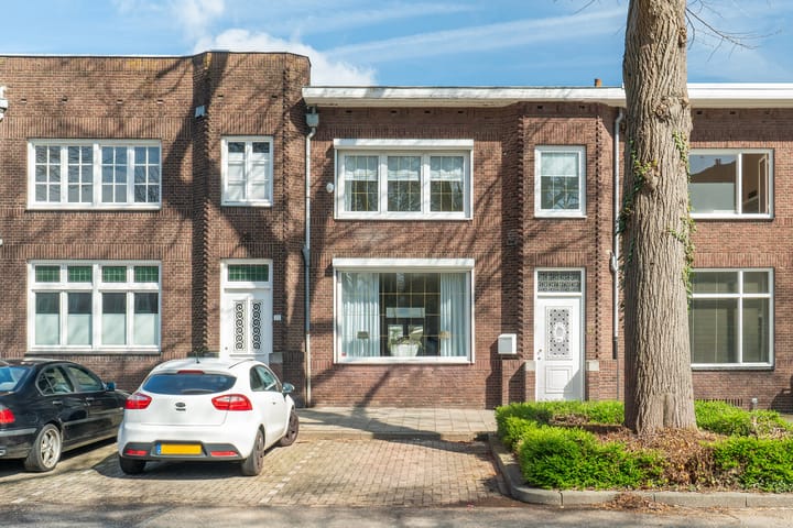 Foto 4 van Volksplein 21