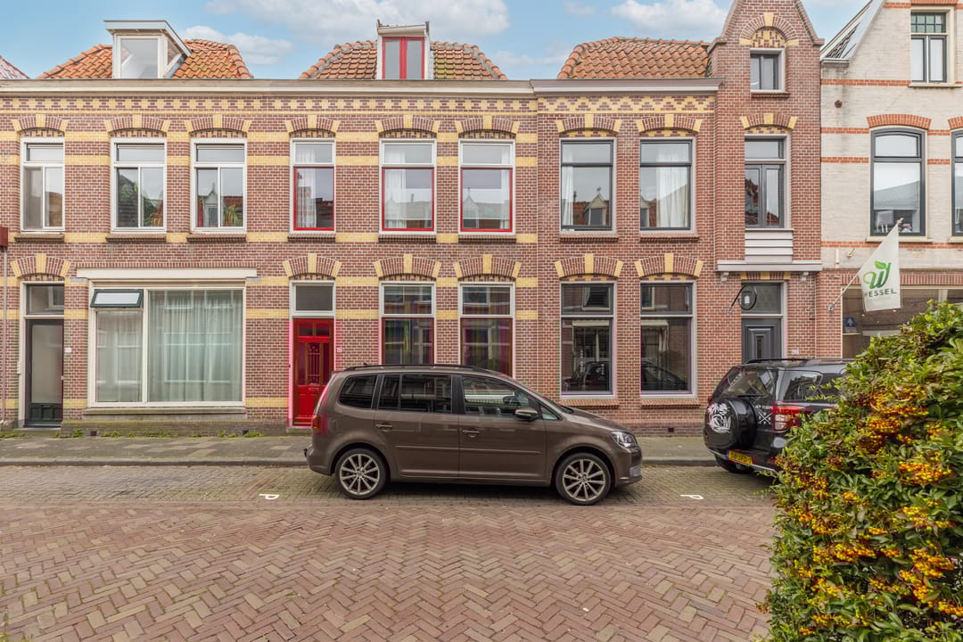 Foto 46 van Spoorstraat 57