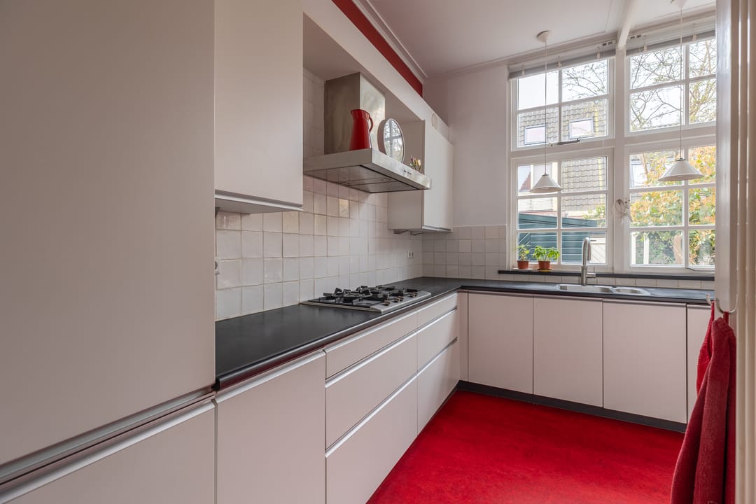 Foto 17 van Spoorstraat 57