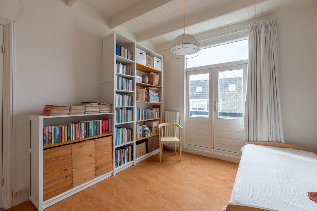 Foto 31 van Spoorstraat 57