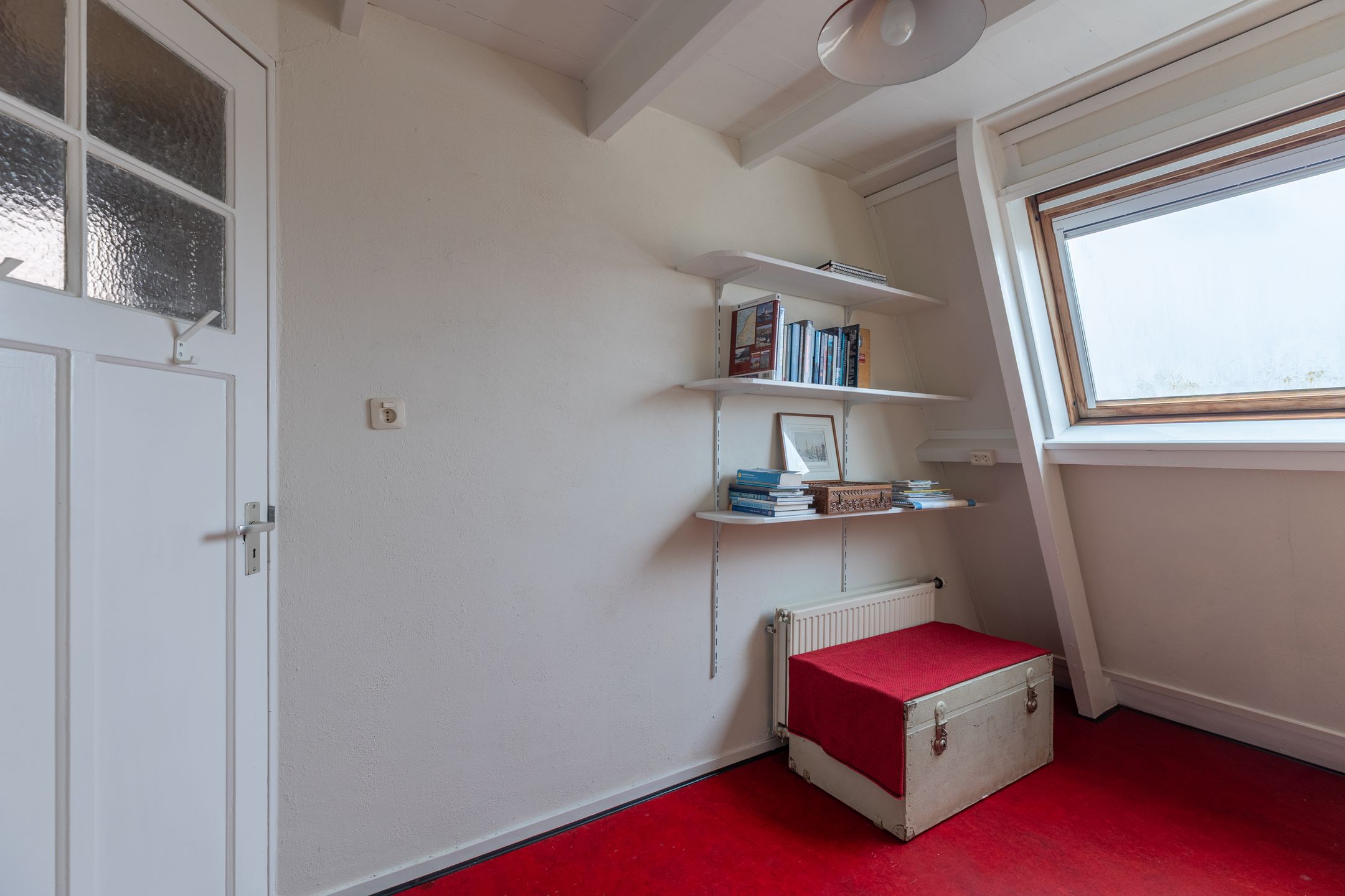 Foto 36 van Spoorstraat 57