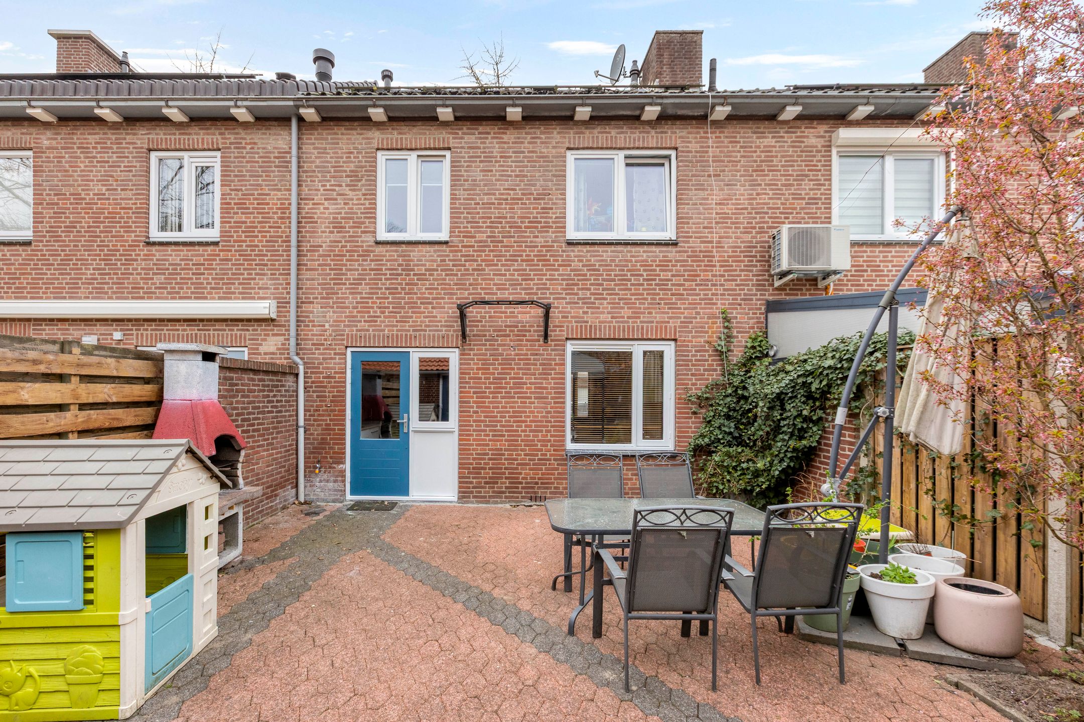 Foto 30 van Thomas van Aquinostraat 62