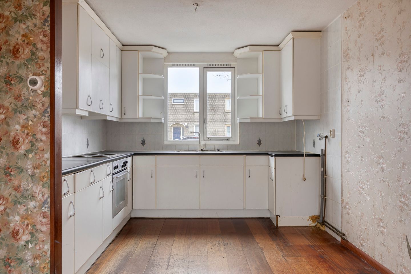 Foto 10 van Rozemarijnstraat 8