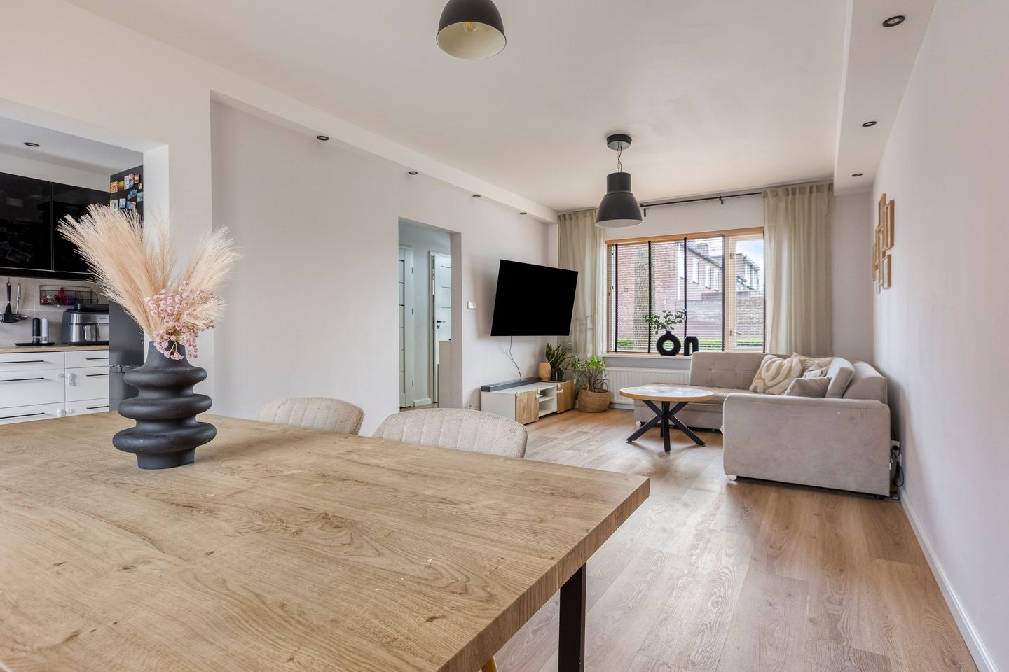 Foto 10 van Thomas van Aquinostraat 62