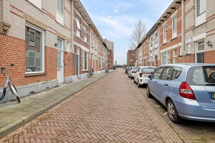Photo 3 of Eenvoudstraat 38