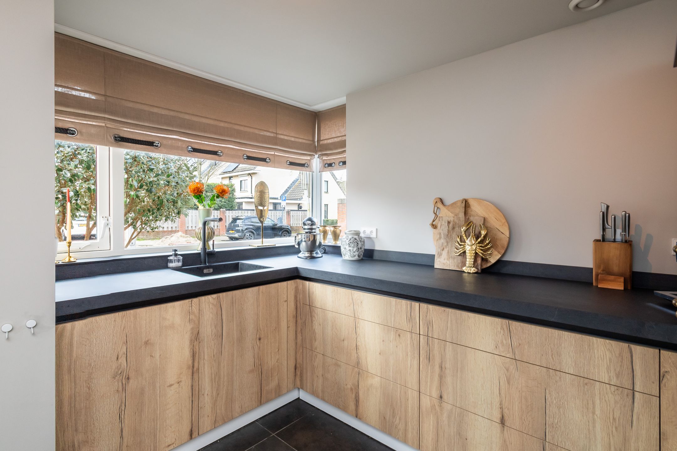 Foto 6 van Burg Van Heugtenlaan 157