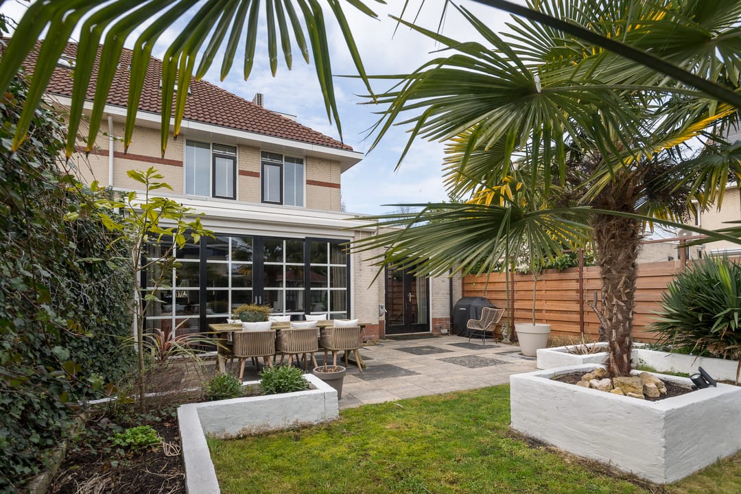 Foto 32 van Burg Van Heugtenlaan 157