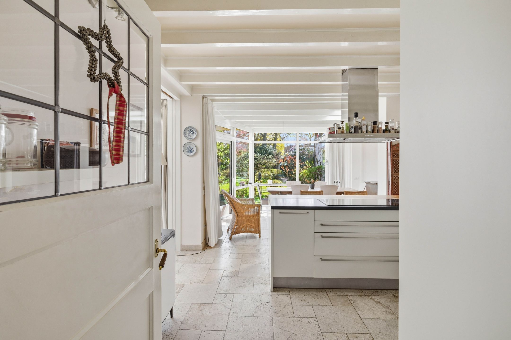 Foto 15 van St. Annastraat 359