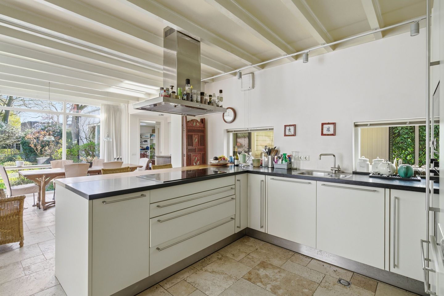 Foto 19 van St. Annastraat 359