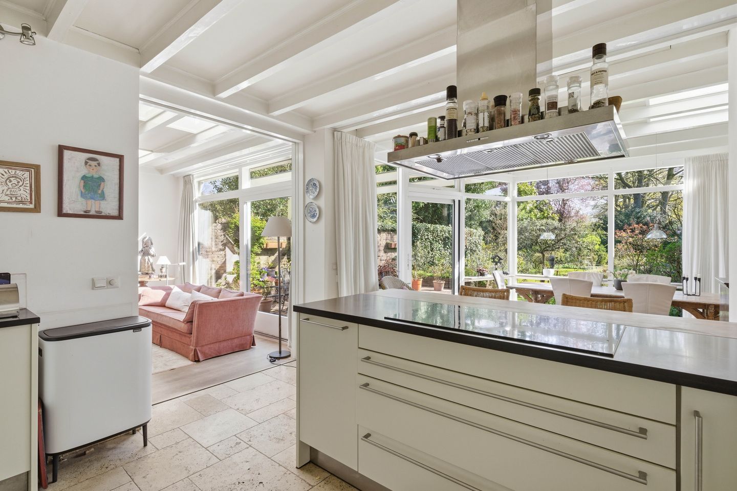 Foto 20 van St. Annastraat 359