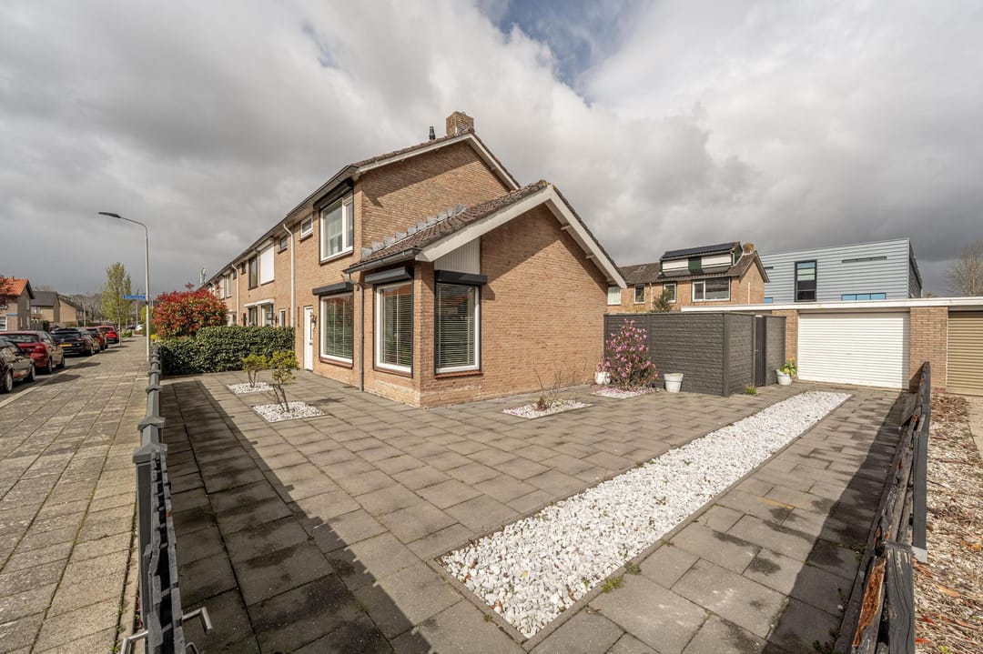 Foto 28 van Julianastraat 18