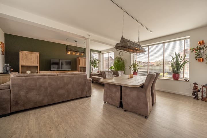 Foto 4 van Julianastraat 18