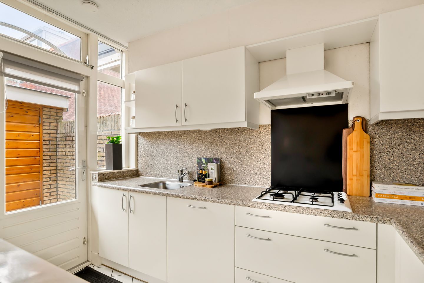 Foto 20 van Neptunusstraat 4