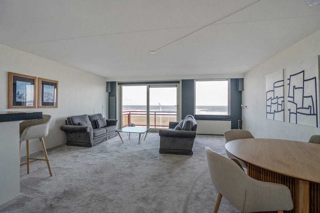 Photo 7 of Zeeruststraat 88