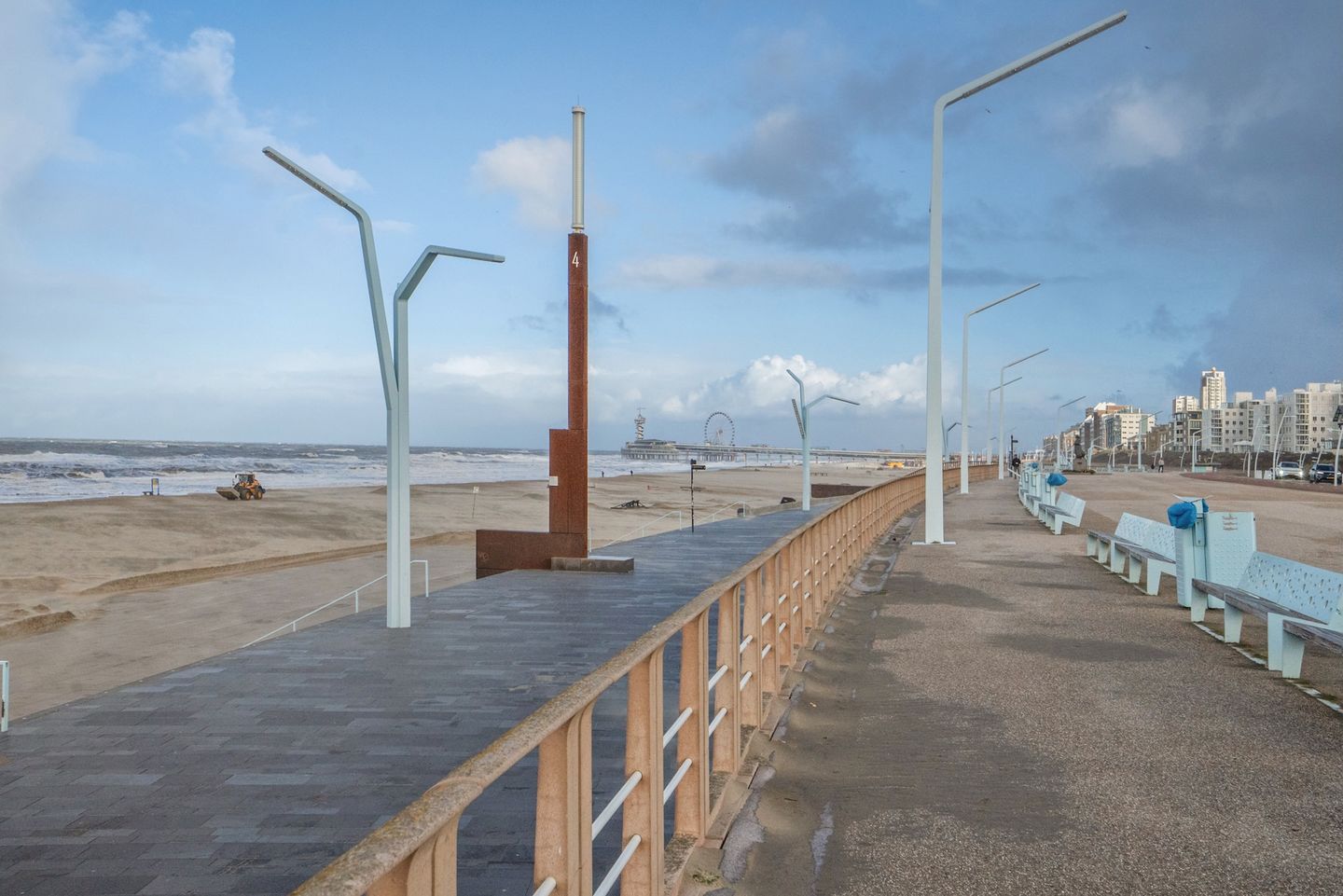 Photo 35 of Zeeruststraat 88