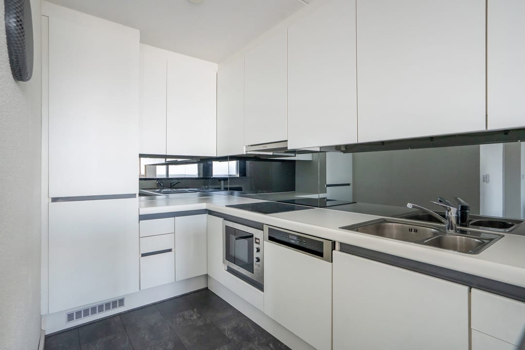 Photo 16 of Zeeruststraat 88