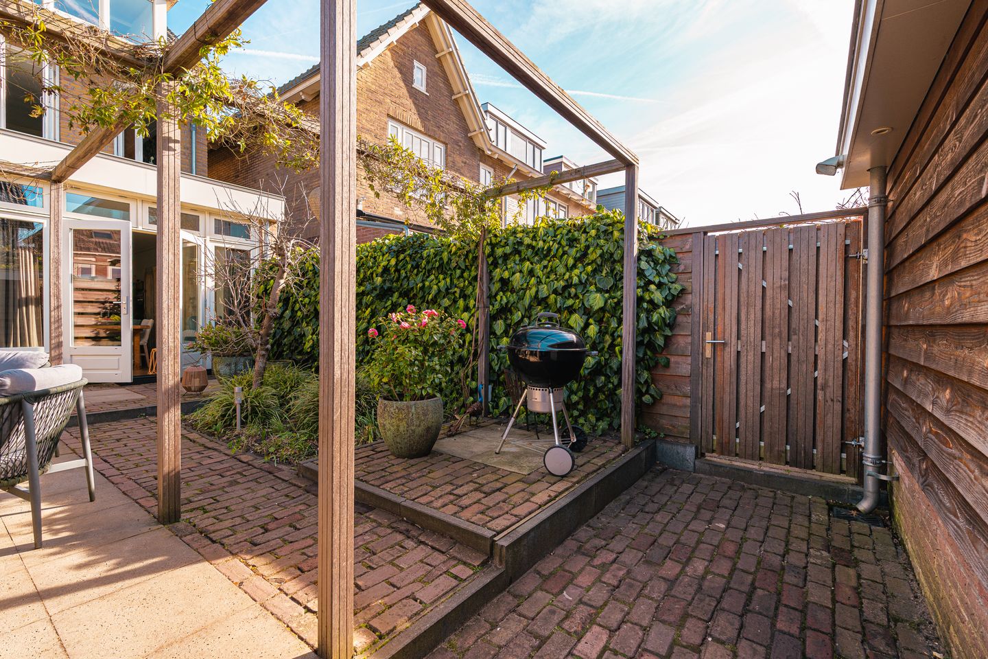 Photo 19 of Theemsstraat 11