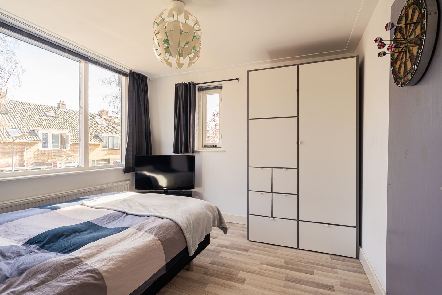 Photo 25 of Theemsstraat 11