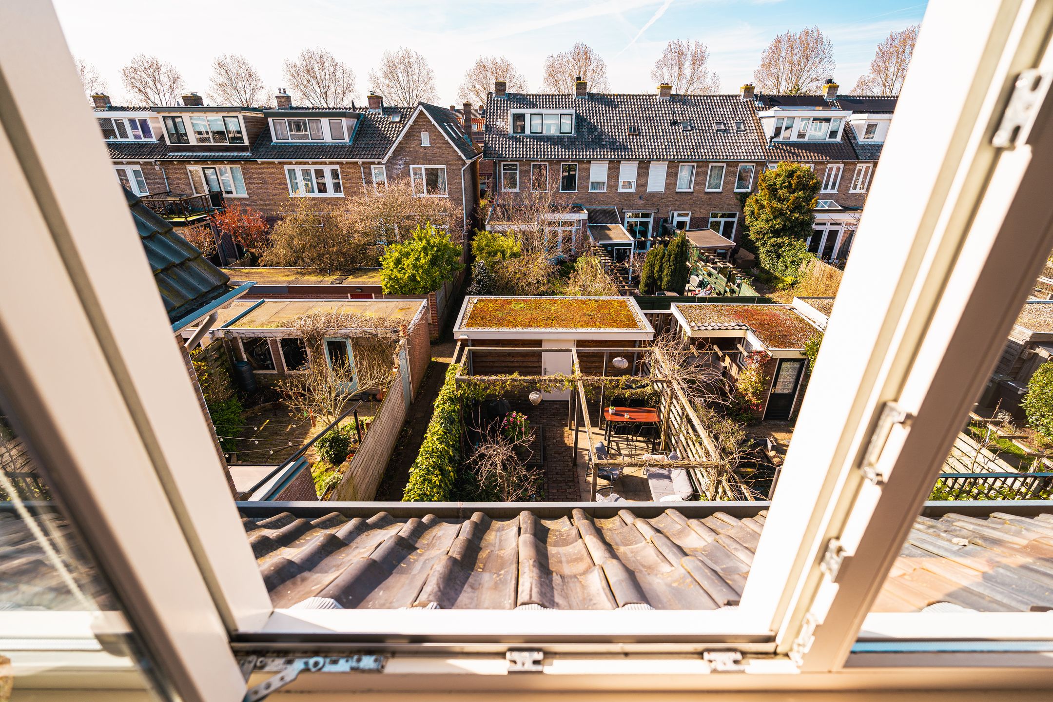 Photo 24 of Theemsstraat 11